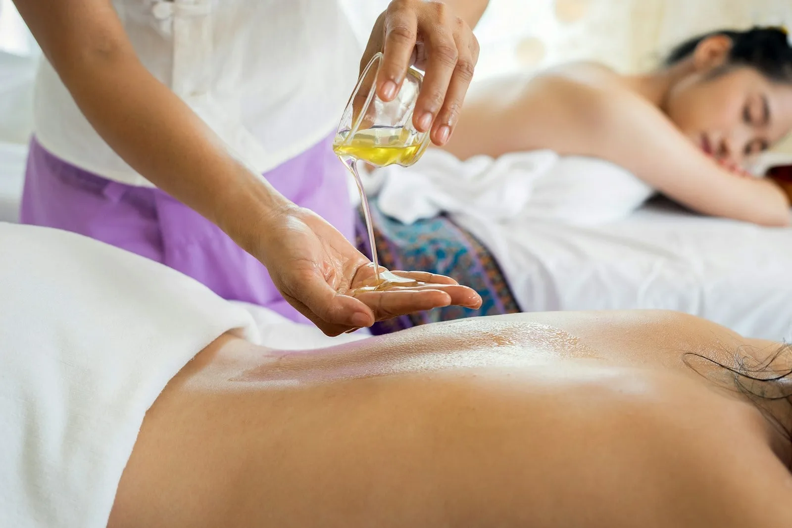 Massage tinh dầu tại Miaa Spa